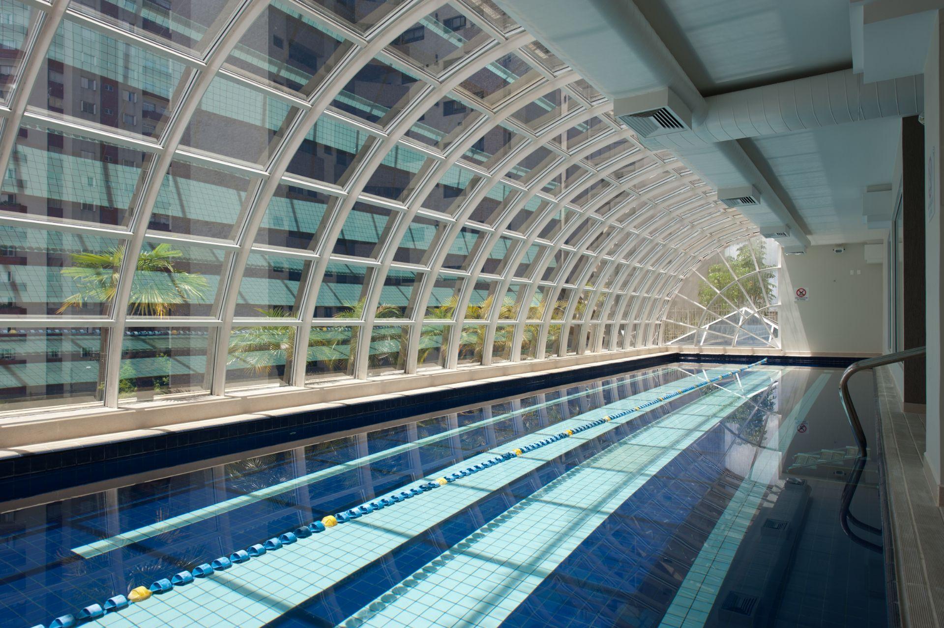 Qoya Hotel Curitiba, Curio Collection By Hilton Dış mekan fotoğraf The swimming pool